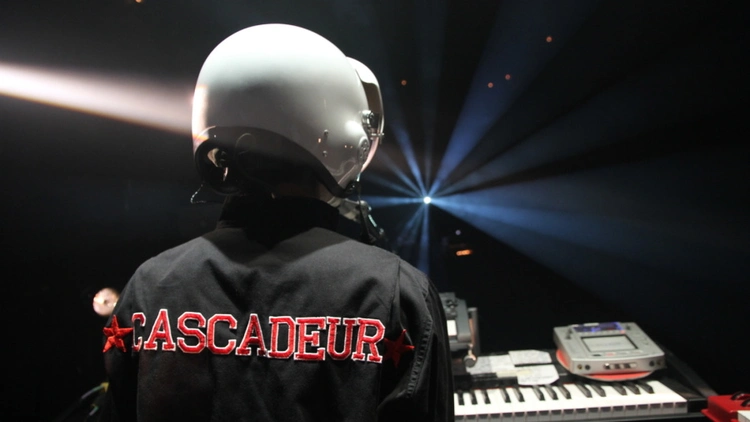 Cascadeur + Chat
