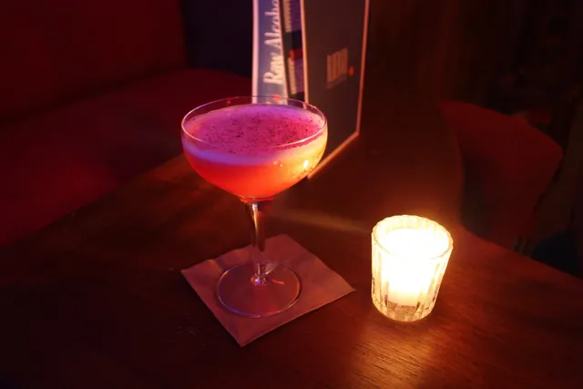 Bluebird, bar à cocktails, ambiance fish and gin
