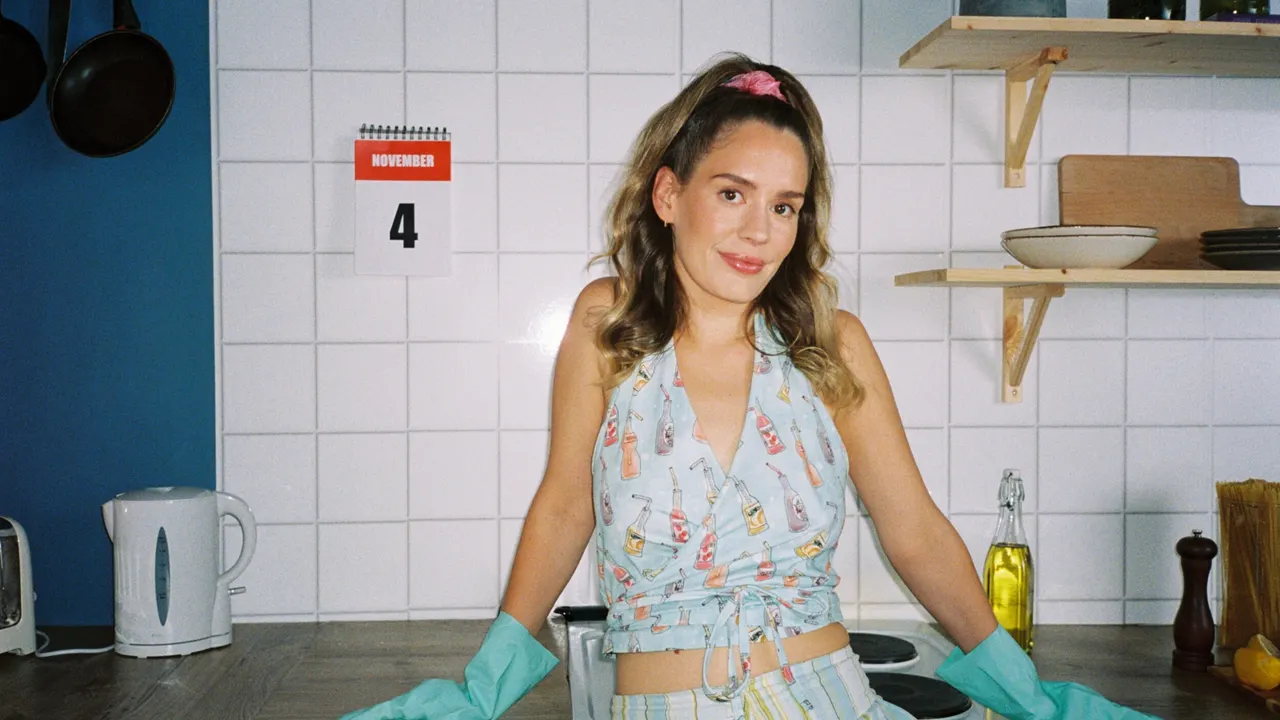 Super! — Anna Of The North le 18 février 2023 au Hasard Ludique