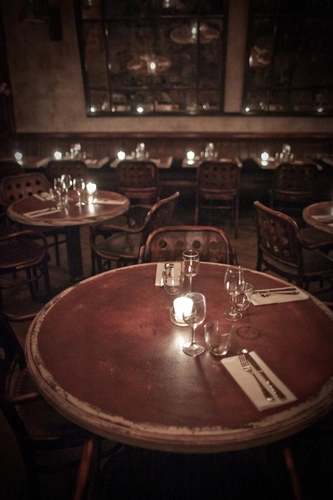 Le Petit Poucet Restaurant Bar Paris
