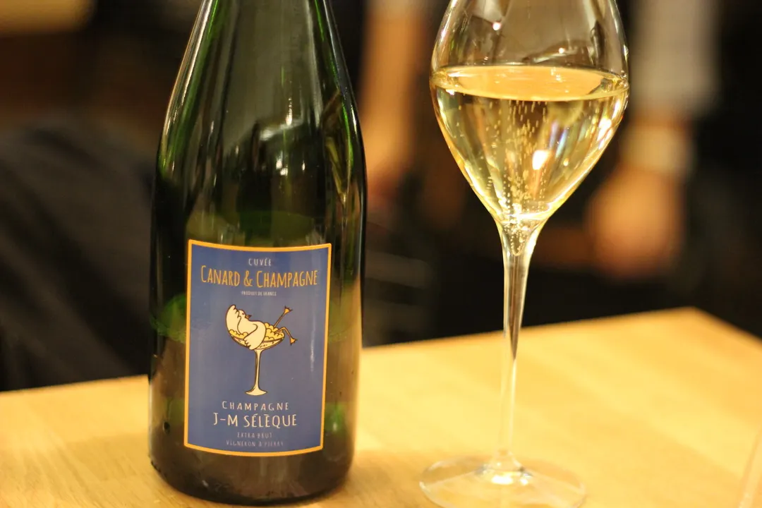 Canard et Champagne Restaurant Paris