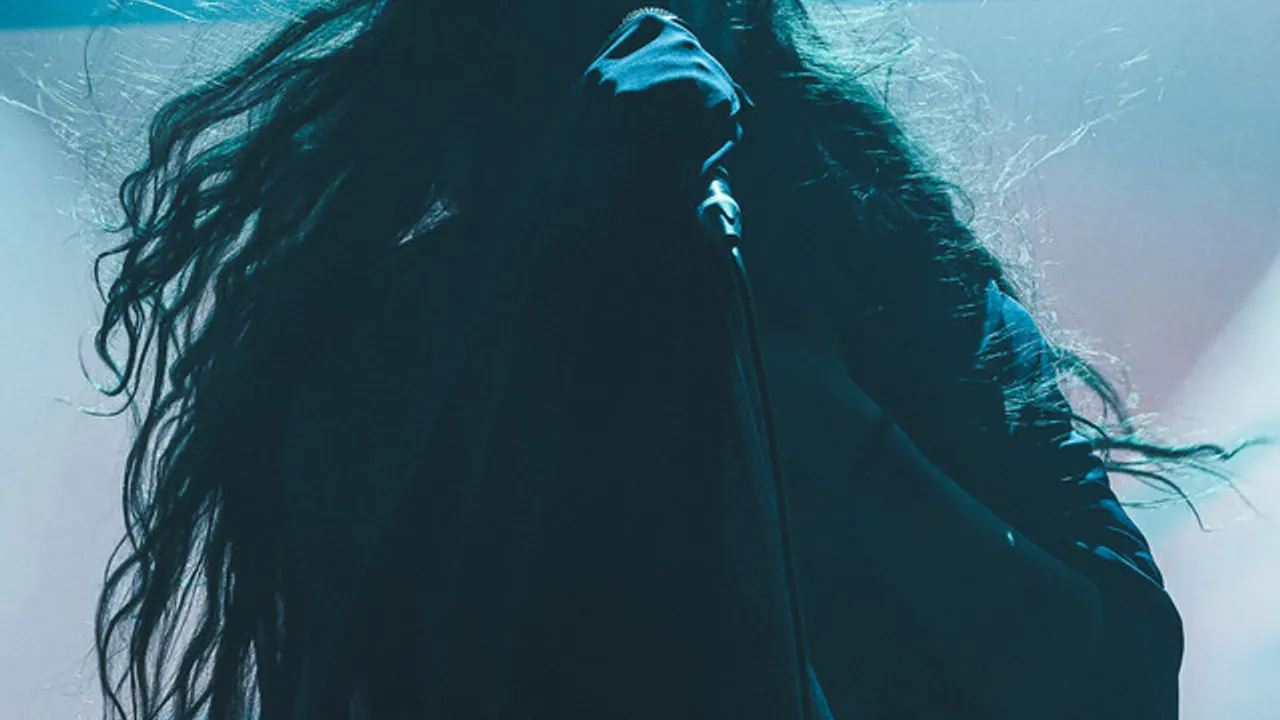 Oathbreaker + wife