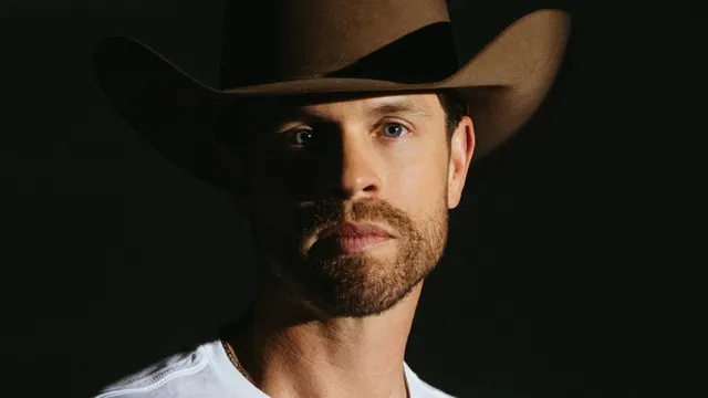 Dustin Lynch