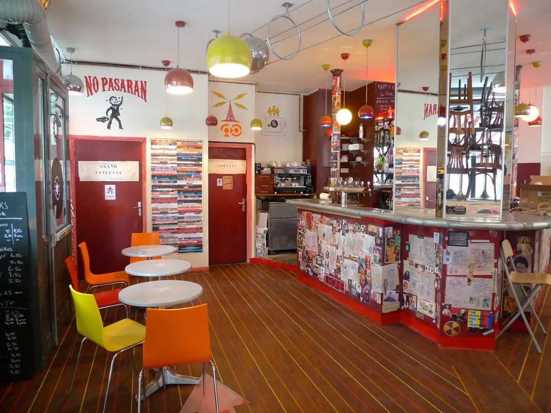 Le 9b Restaurant Bar Paris