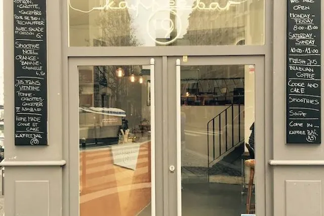 Kaffee Bar 19