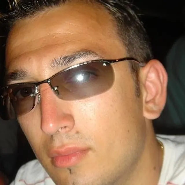 Jonathan L