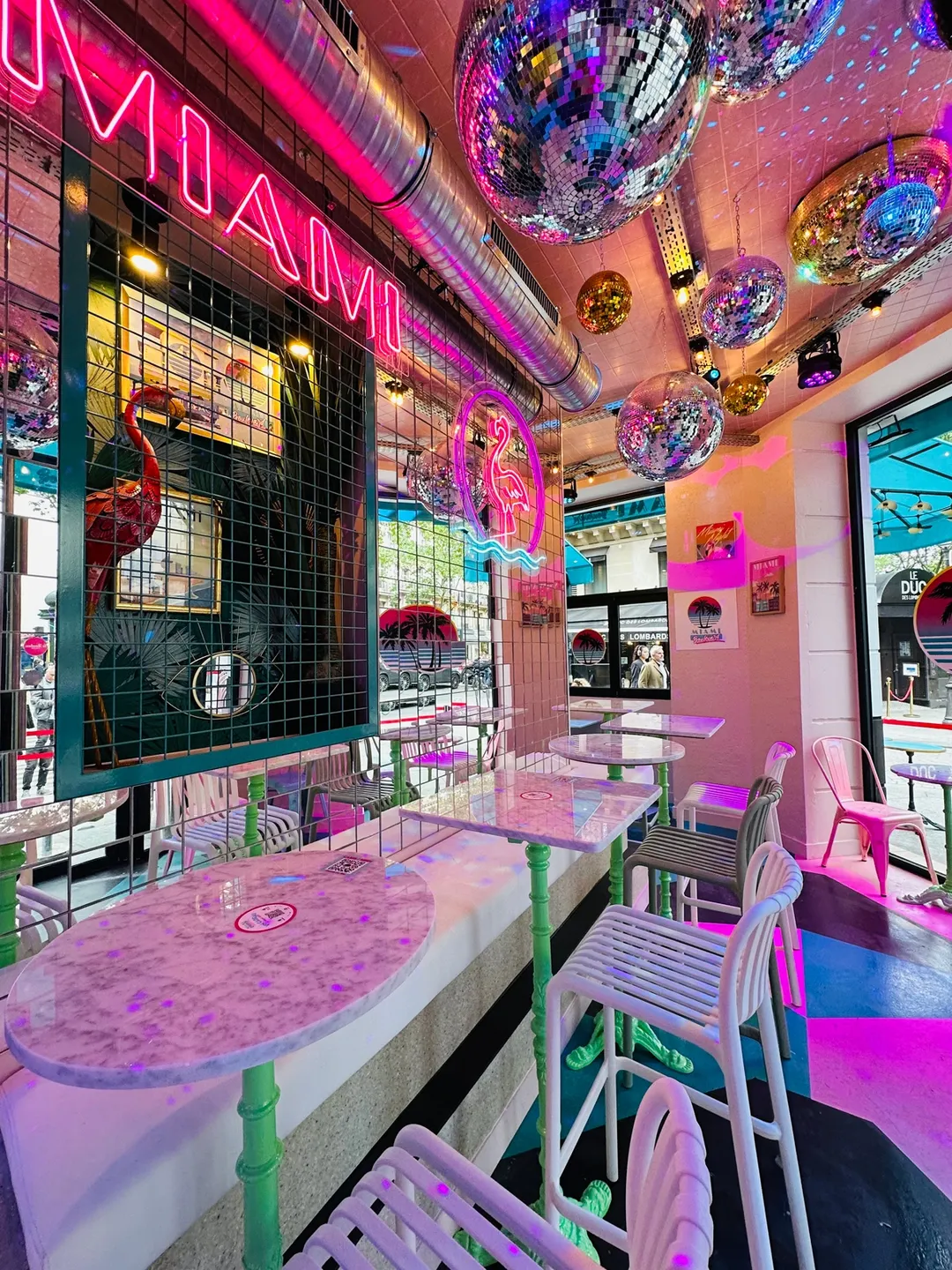 Miami Boulevard Bar Paris