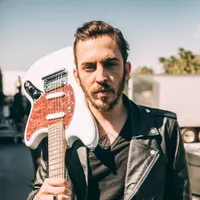 Dennis Lloyd