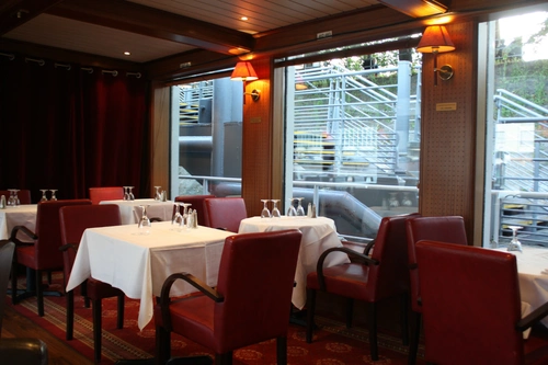 Le Capitaine Fracasse Restaurant Paris