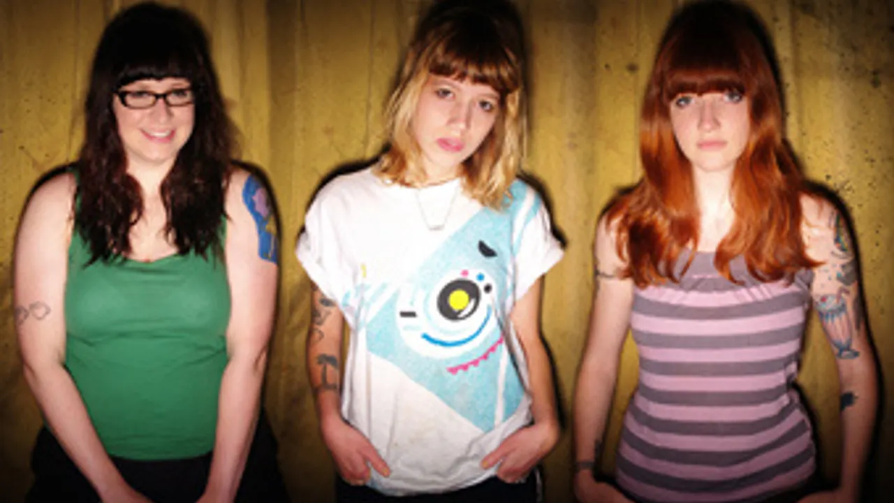 COLORS MUSIC ESTIVAL >> VIVIAN GIRLS