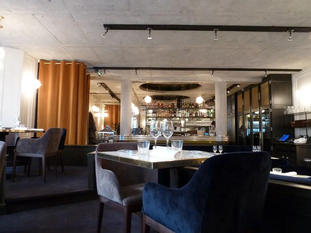 Le Moulin de la Galette Restaurant Paris