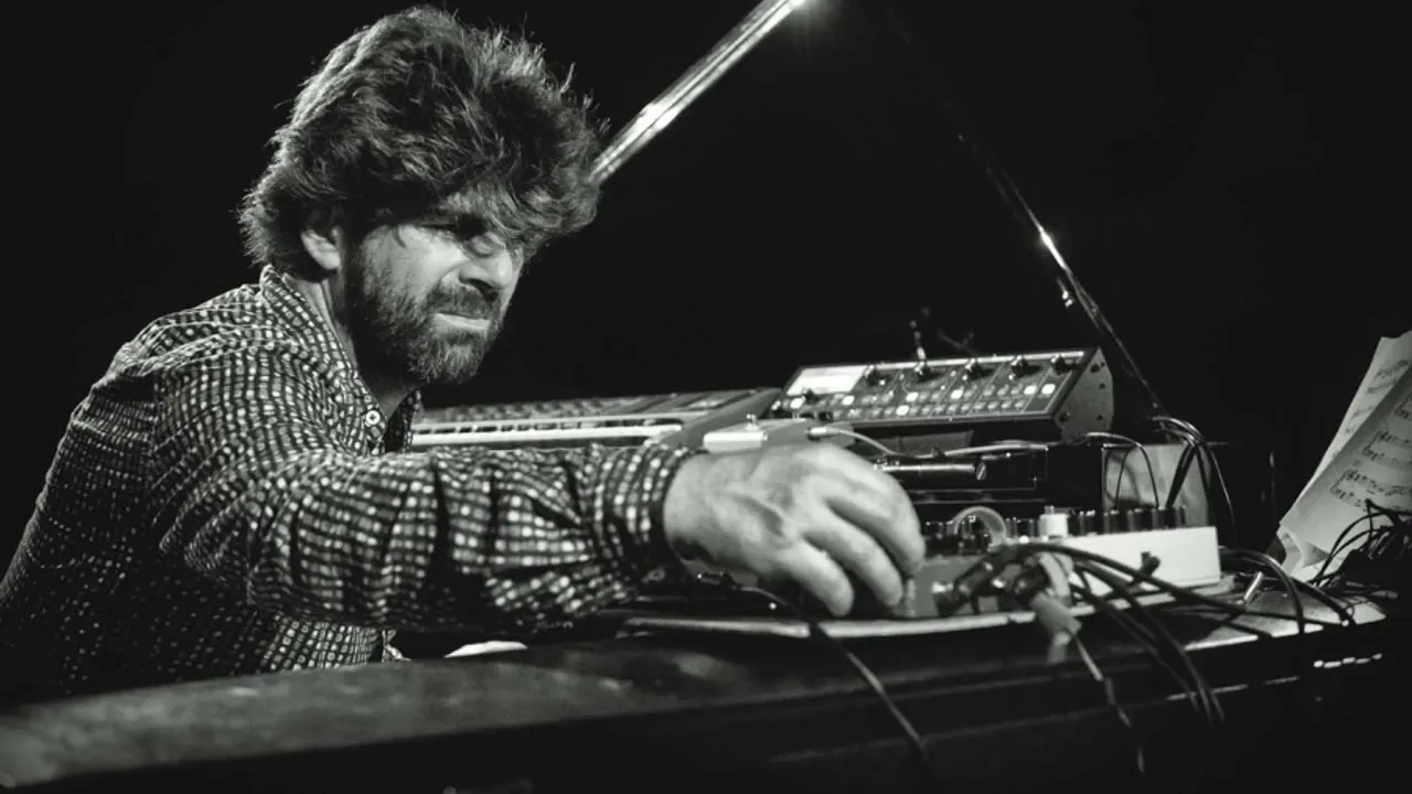 BENJAMIN MOUSSAY SOLO