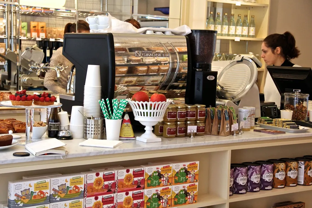 Claus - Epicerie Shop Paris