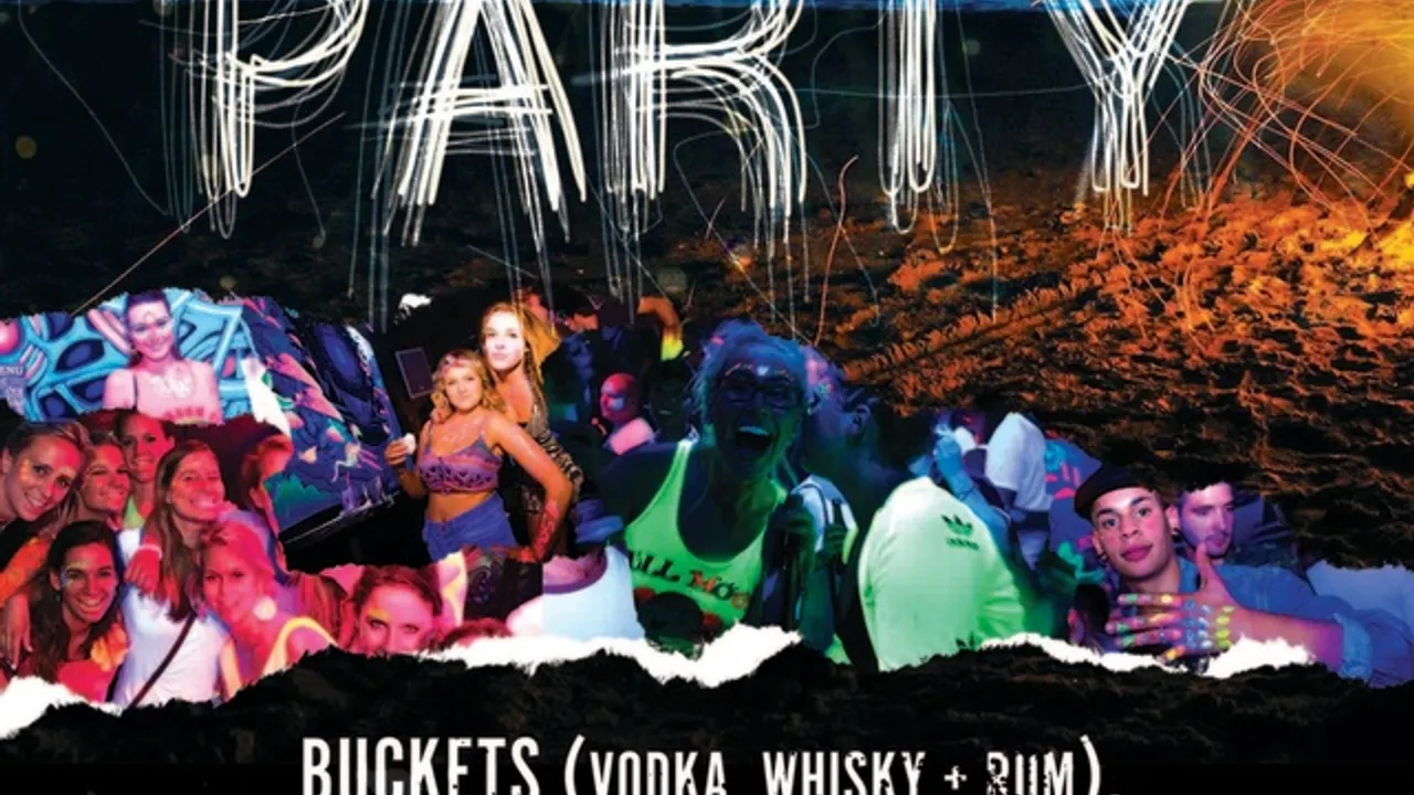 NYE 2014/15 Full Moon Party in Belushi's Paris Gare du Nord
