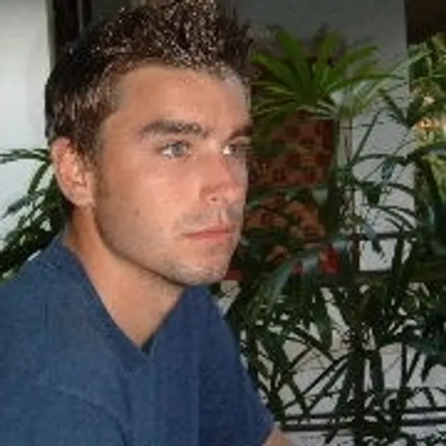 Nicolas G