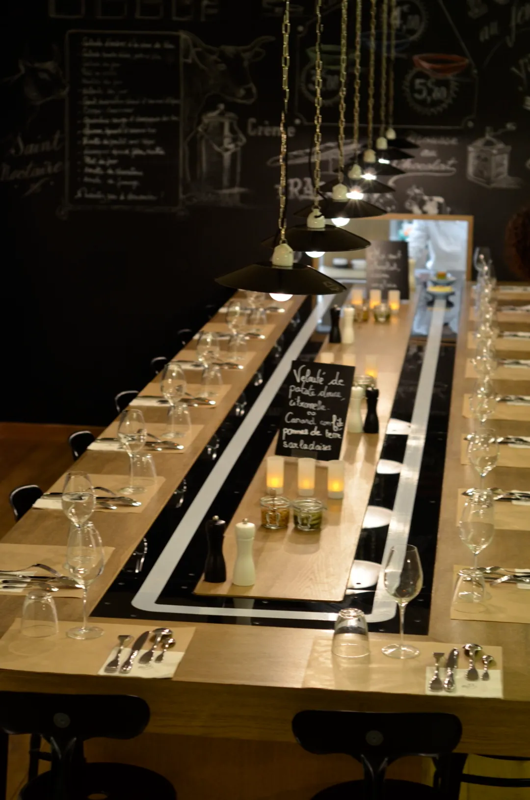 Aux 2 Vaches Restaurant Paris