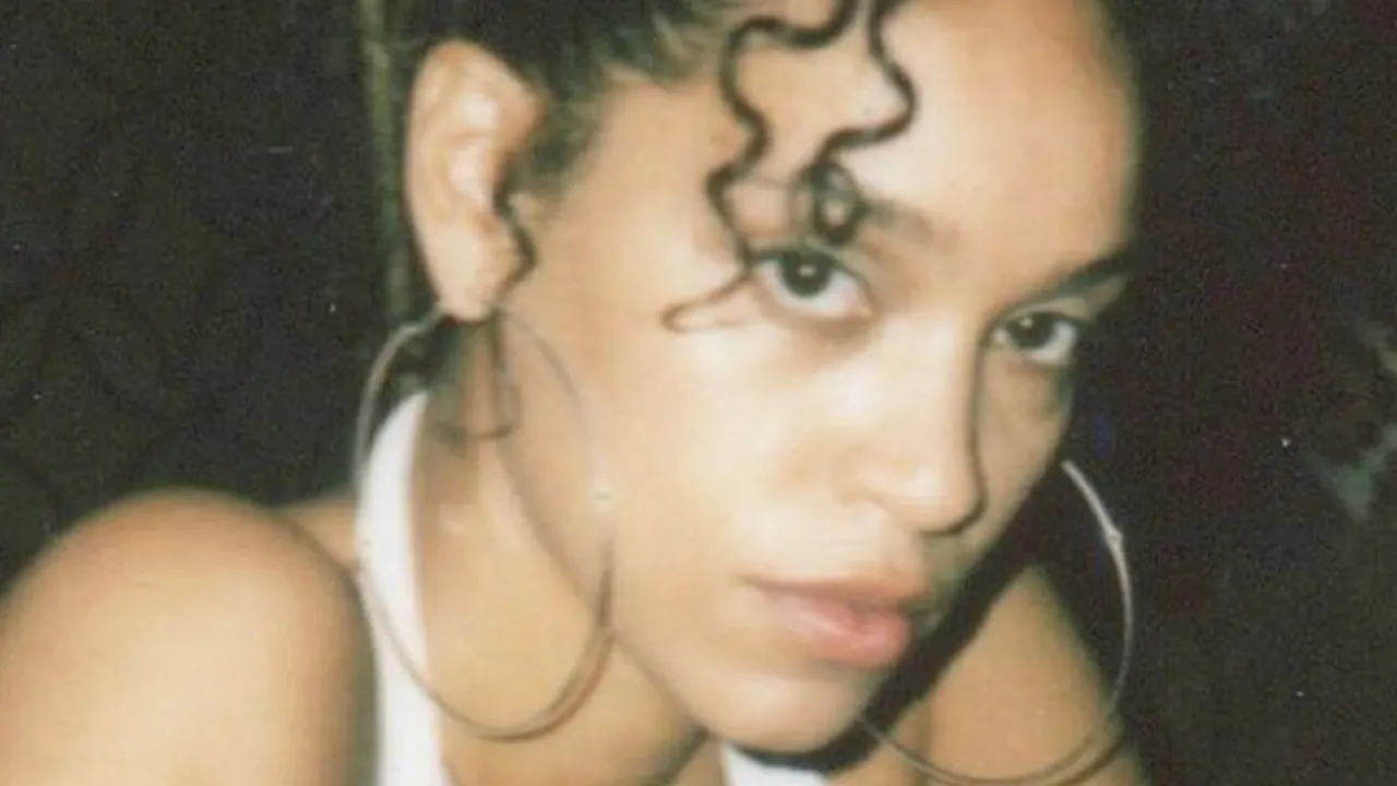 Izzy Bizu