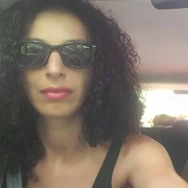 Anissa S