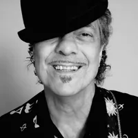 Johnny Nicholas