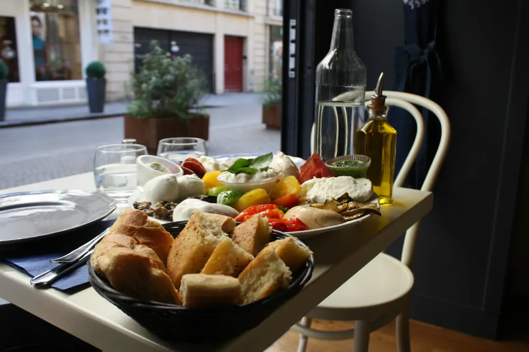 Mozzato, Comptoir à Mozzarella Restaurant Paris