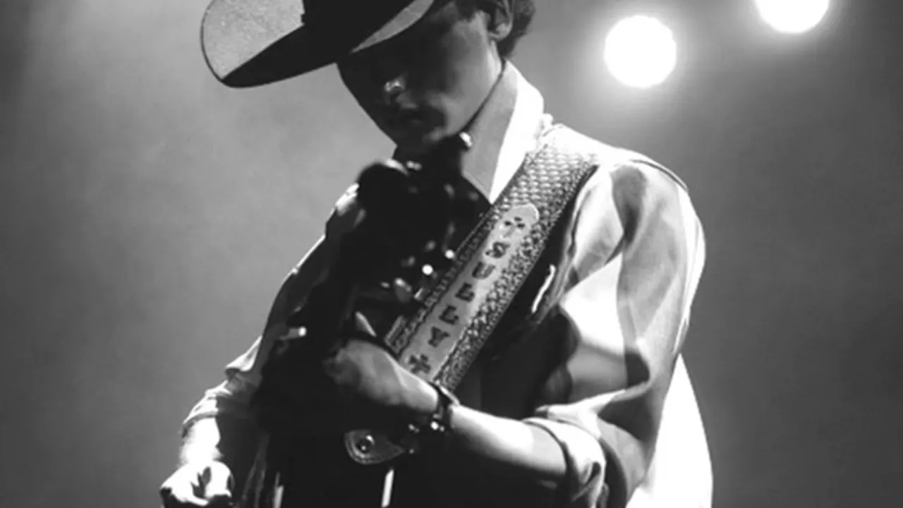 Sully Burrows « The Leave You Lonely Tour »