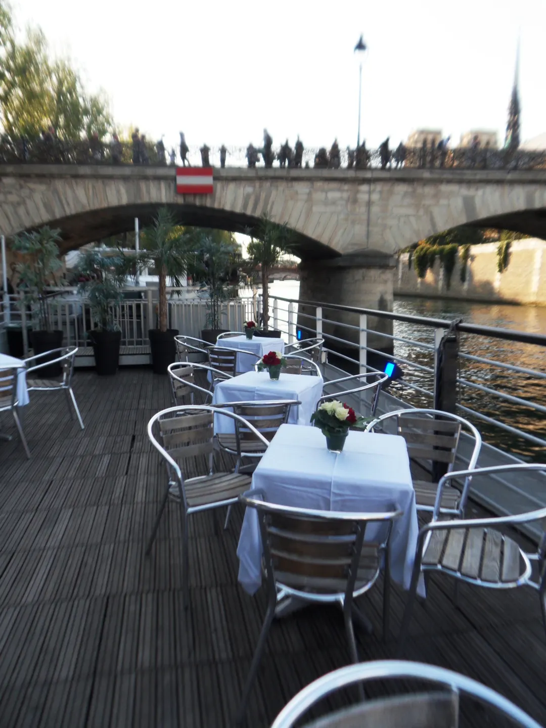Péniche Henjo Salle Paris