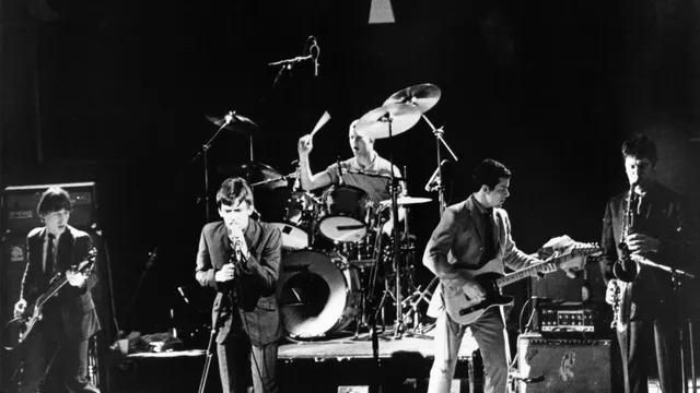 Secret Affair, Purple Hearts