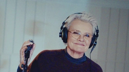 Eva Dahlgren - Revalution Club
