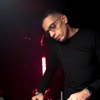 DJ Vartan