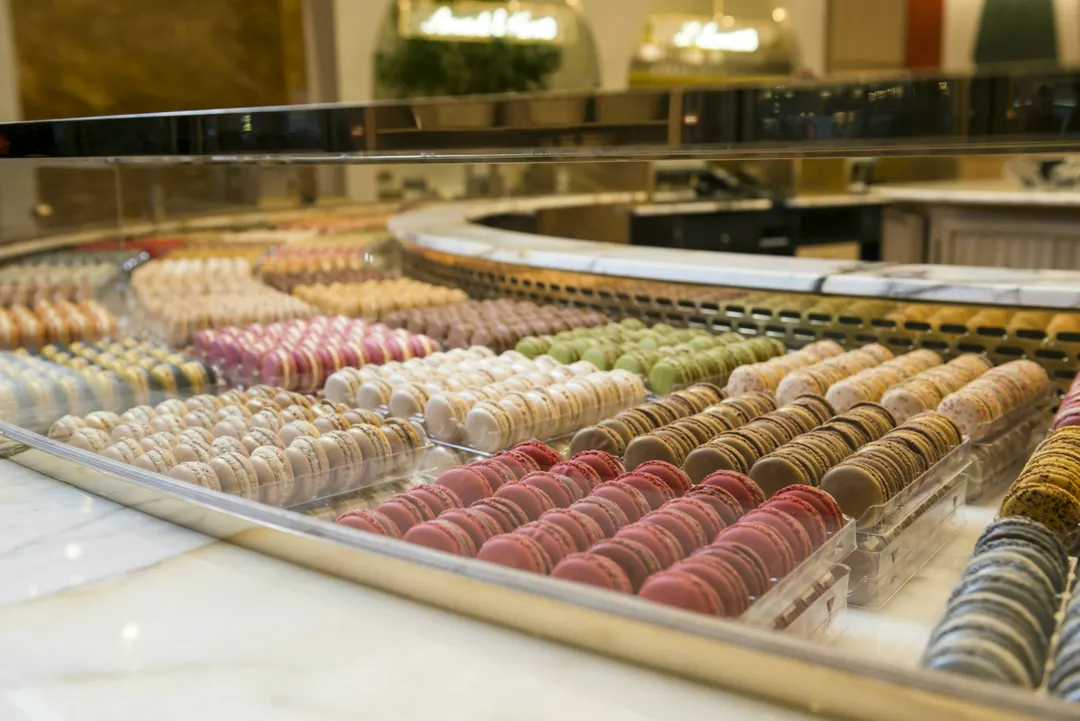 86 Champs - L'Occitane x Pierre Hermé Restaurant Shop Paris