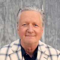 Glenn Tilbrook