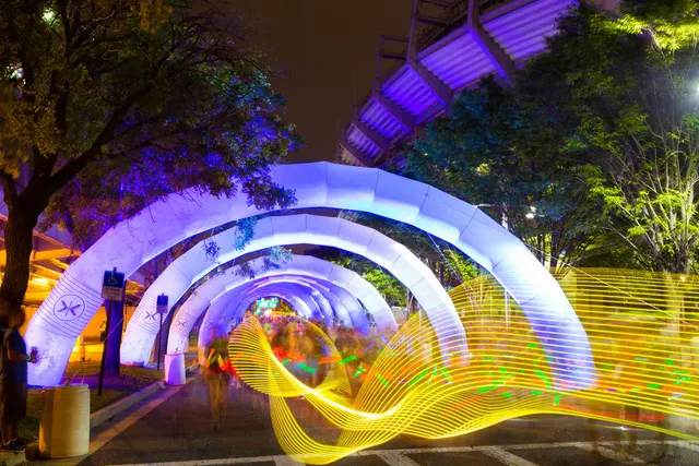 Electric Run 2015 : la course nocturne électro débarque à Paris