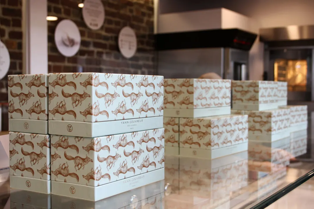 Pâtisserie Yann Couvreur Restaurant Shop paris