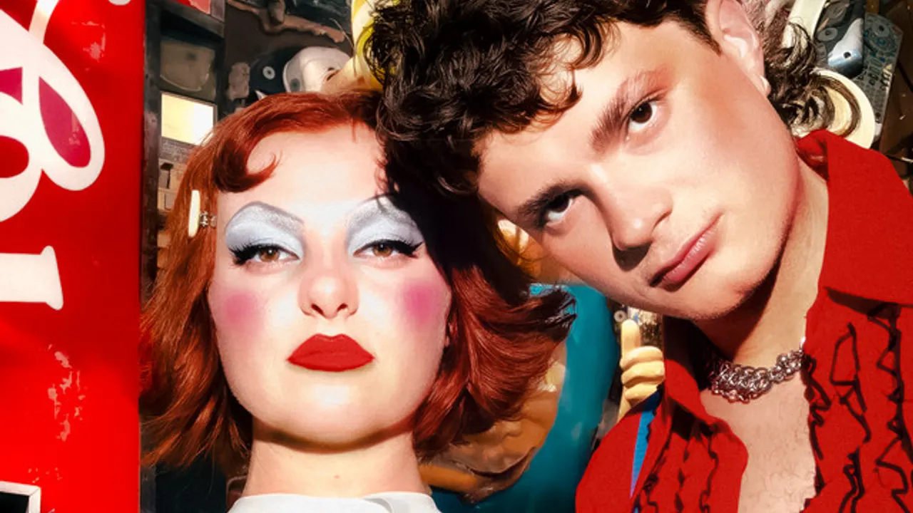 Catie Turner + special guests Kiss Bang
