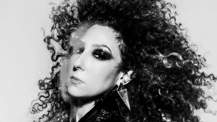 Aïe: Hilit Kolet, Budino, Nicol