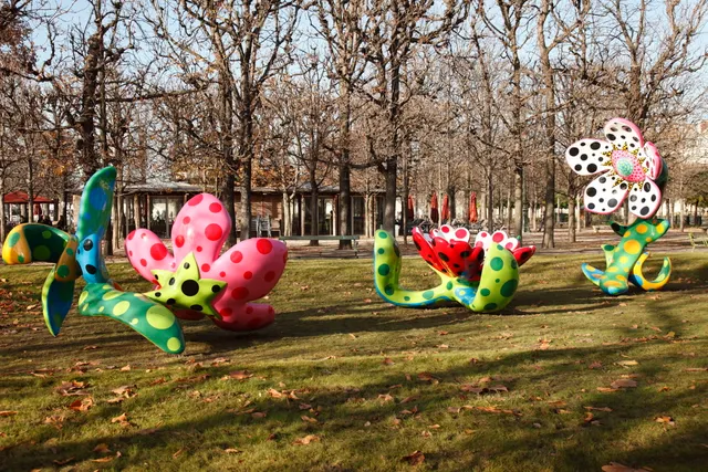 Des fleurs géantes ont poussé aux Tuileries