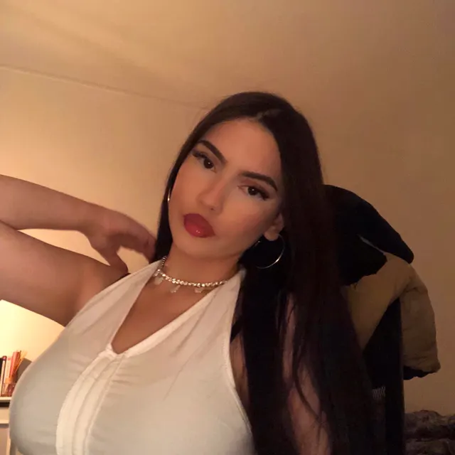 Darine B