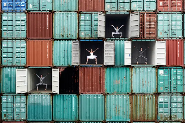 Expo JR à la galerie Perrotin : du ballet à la banlieue