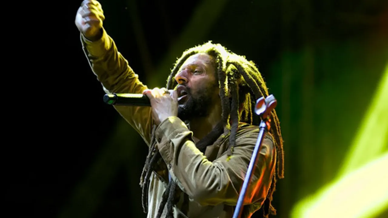 JULIAN MARLEY