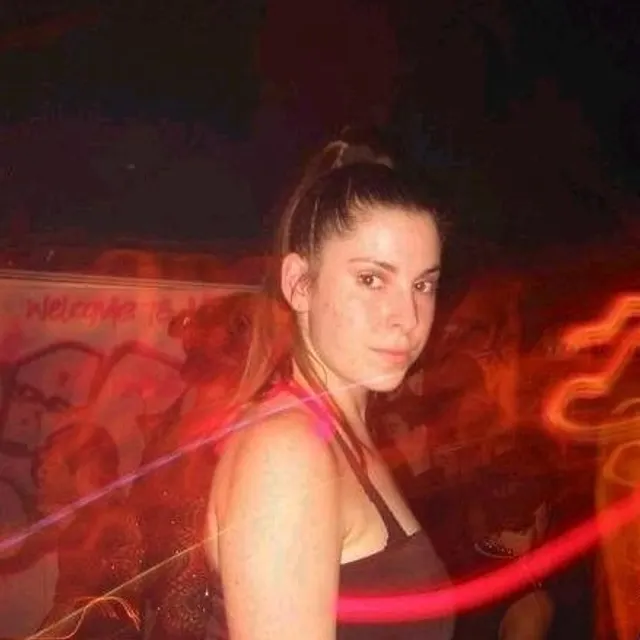 Cécile E