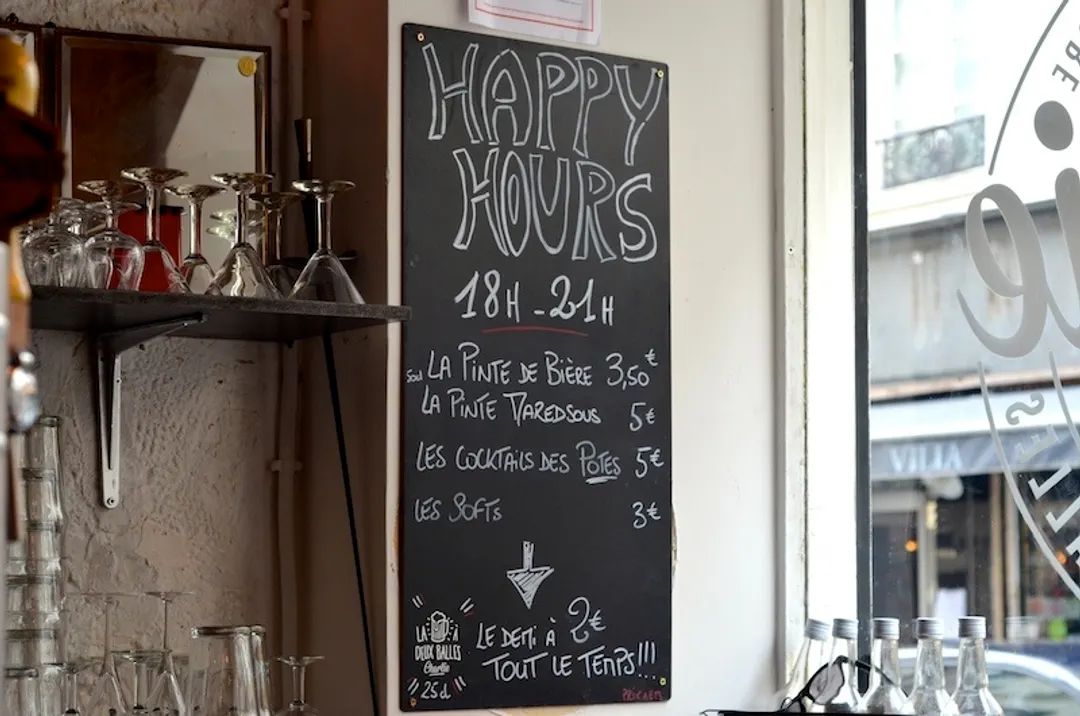 Charlie... et sa bière à deux balles Bar Paris