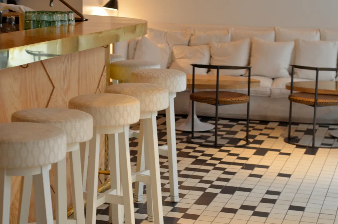 Le Wood Bar Restaurant Paris