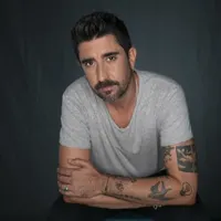 Alex Ubago