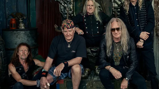 Saxon « Gods Of Thunder »