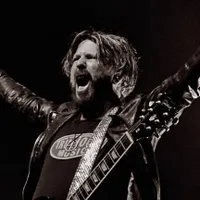 Tracii Guns