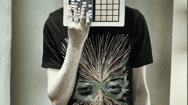 Mord Fustang - R-ASH - Silent