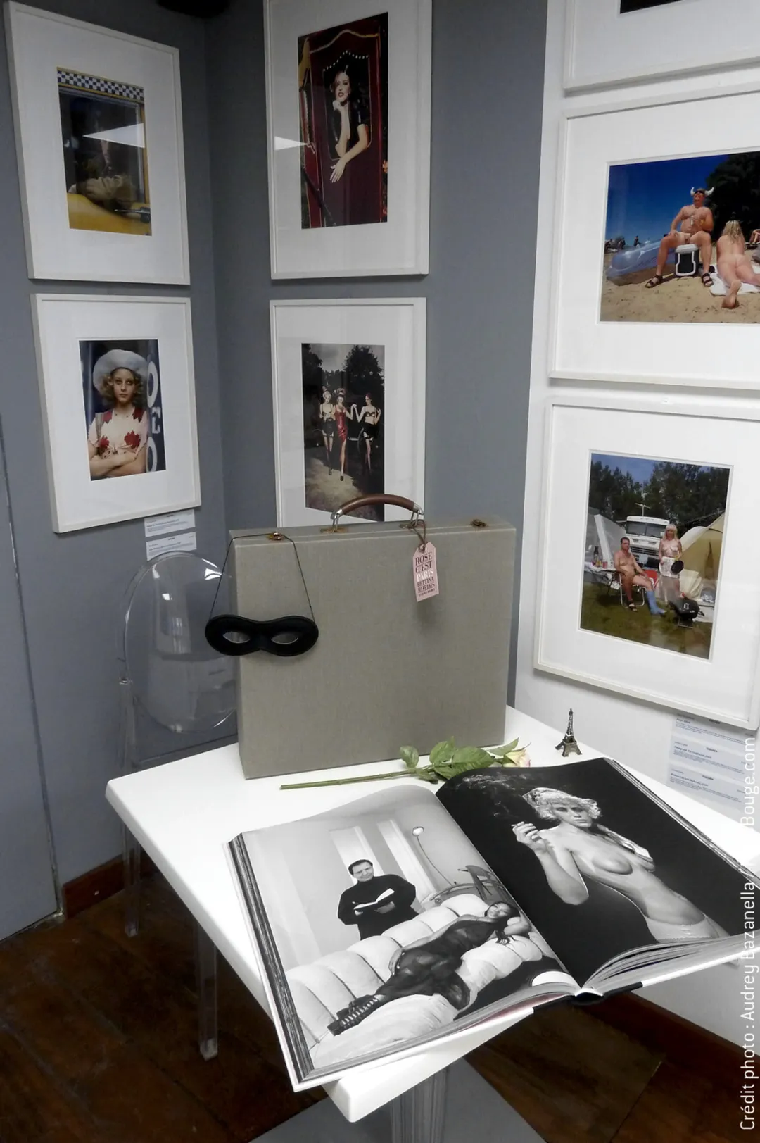 Taschen pop-up store Galerie d'art Shop Paris