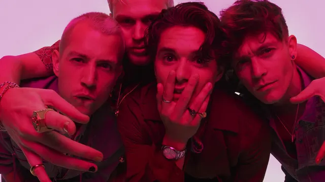THE VAMPS