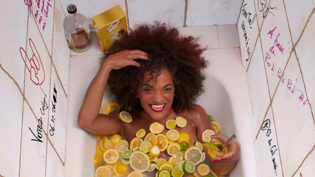 MARIE DESROLES dans « C’est que de l’amour »