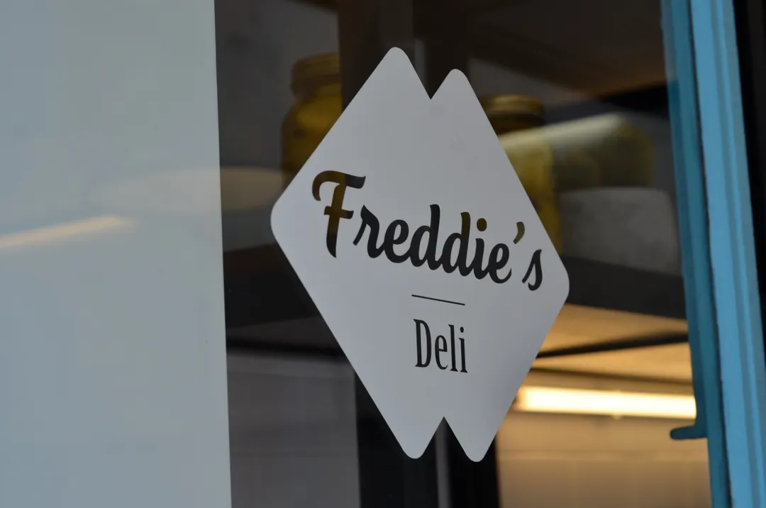 Freddie's Deli Restaurant Paris